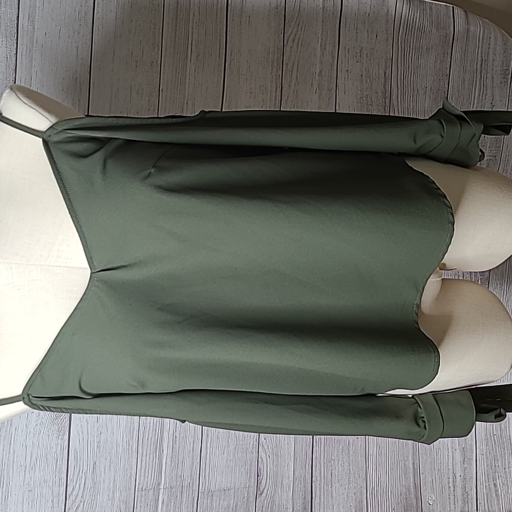 Paper Crane Olive Cold Shoulder Blouse Medium